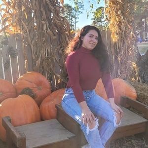 Meet your Posher, Fernanda